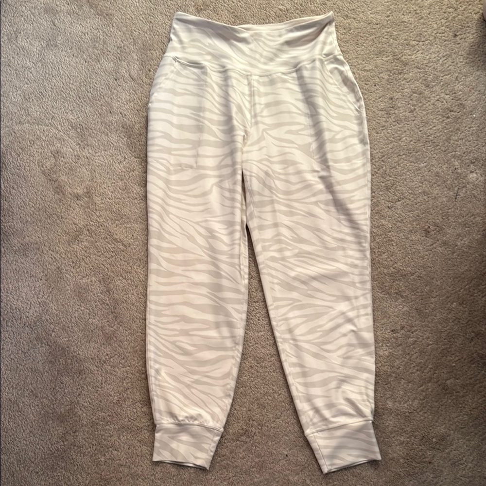Old Navy Cream Zebra Print Joggers